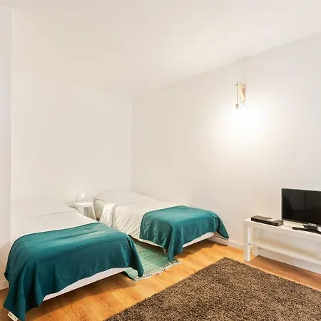 Bright & Modern Studio Near Santa Maria De Belem *