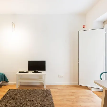 Bright & Modern Studio Near Santa Maria De Belem Appartement