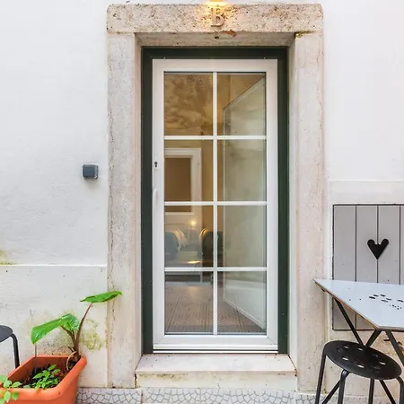 Bright & Modern Studio Near Santa Maria De Belem Apartment Lisbon